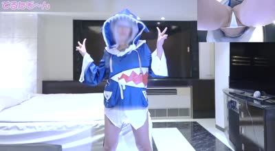 FC2PPV-4570610纤腿大阴唇少女鲨鱼玩具狂虐